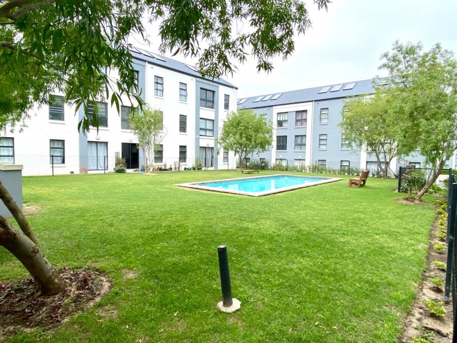 2 Bedroom Property for Sale in Aan de Wijnlanden Western Cape